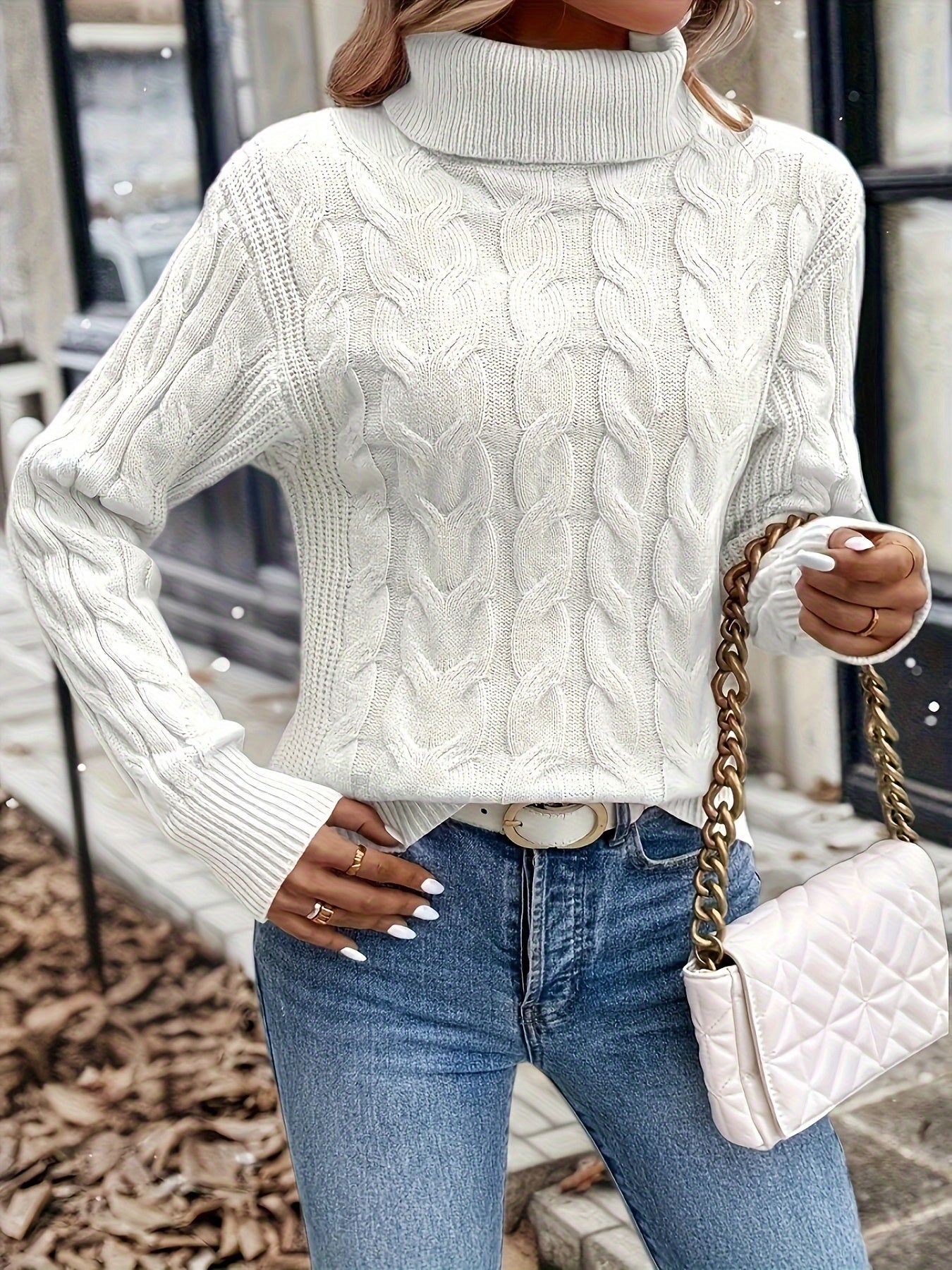 Olwen | Sweater Red Cable-Knit Turtleneck for Women