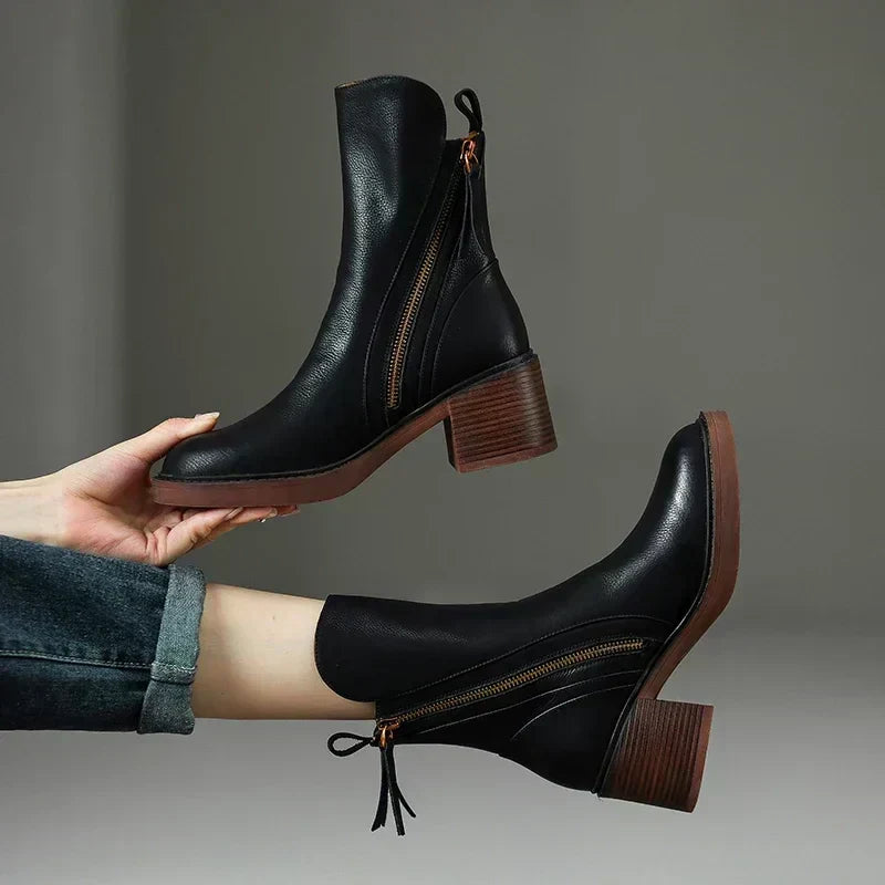 Carlotta | Ankle Boots Black Leather Front-Zip for Women