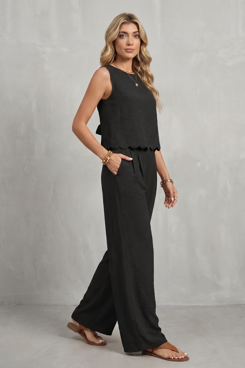 Harriet | Two-Piece Set Black Textured Scallop Hem Sleeveless for Women
