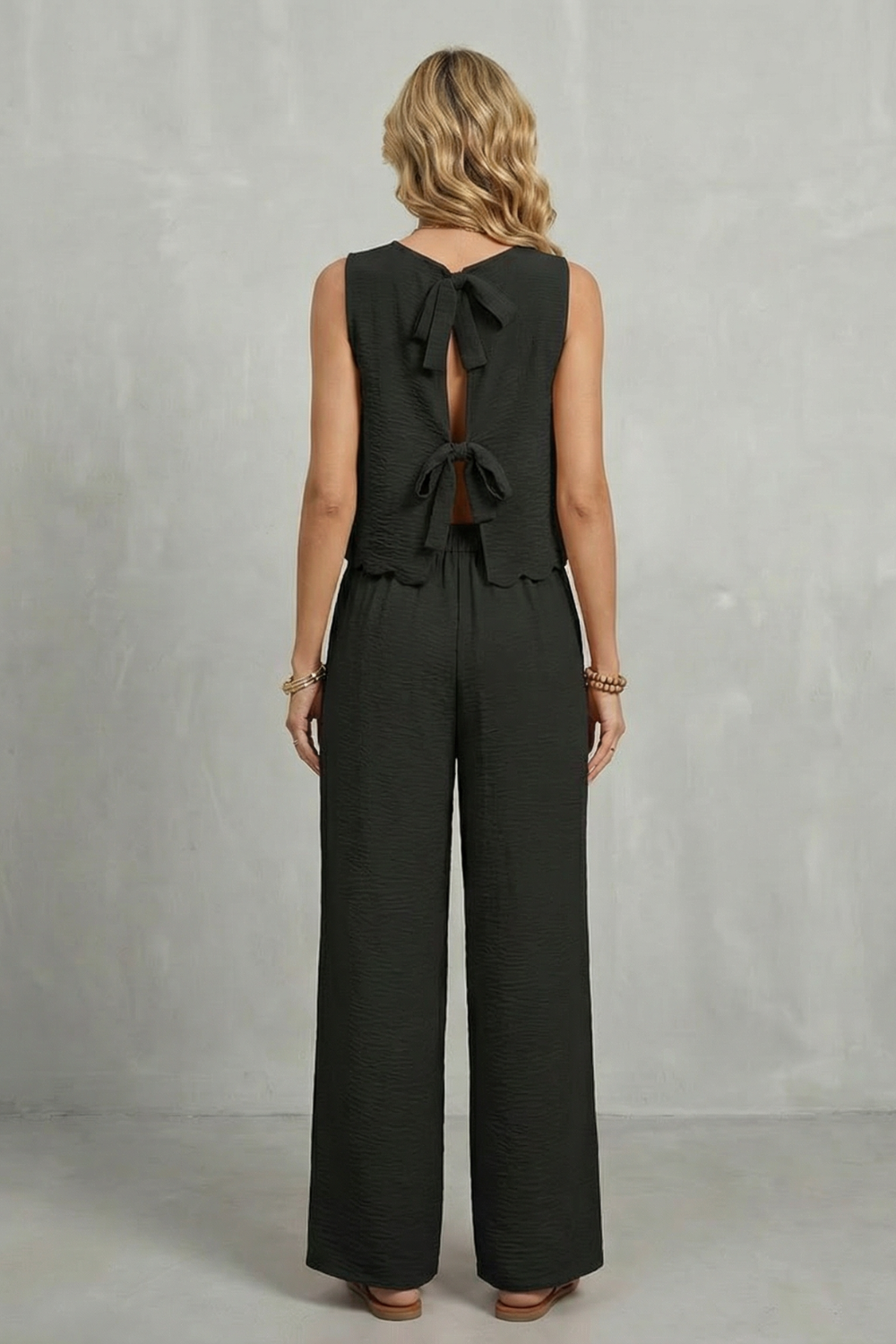 Harriet | Two-Piece Set Black Textured Scallop Hem Sleeveless for Women