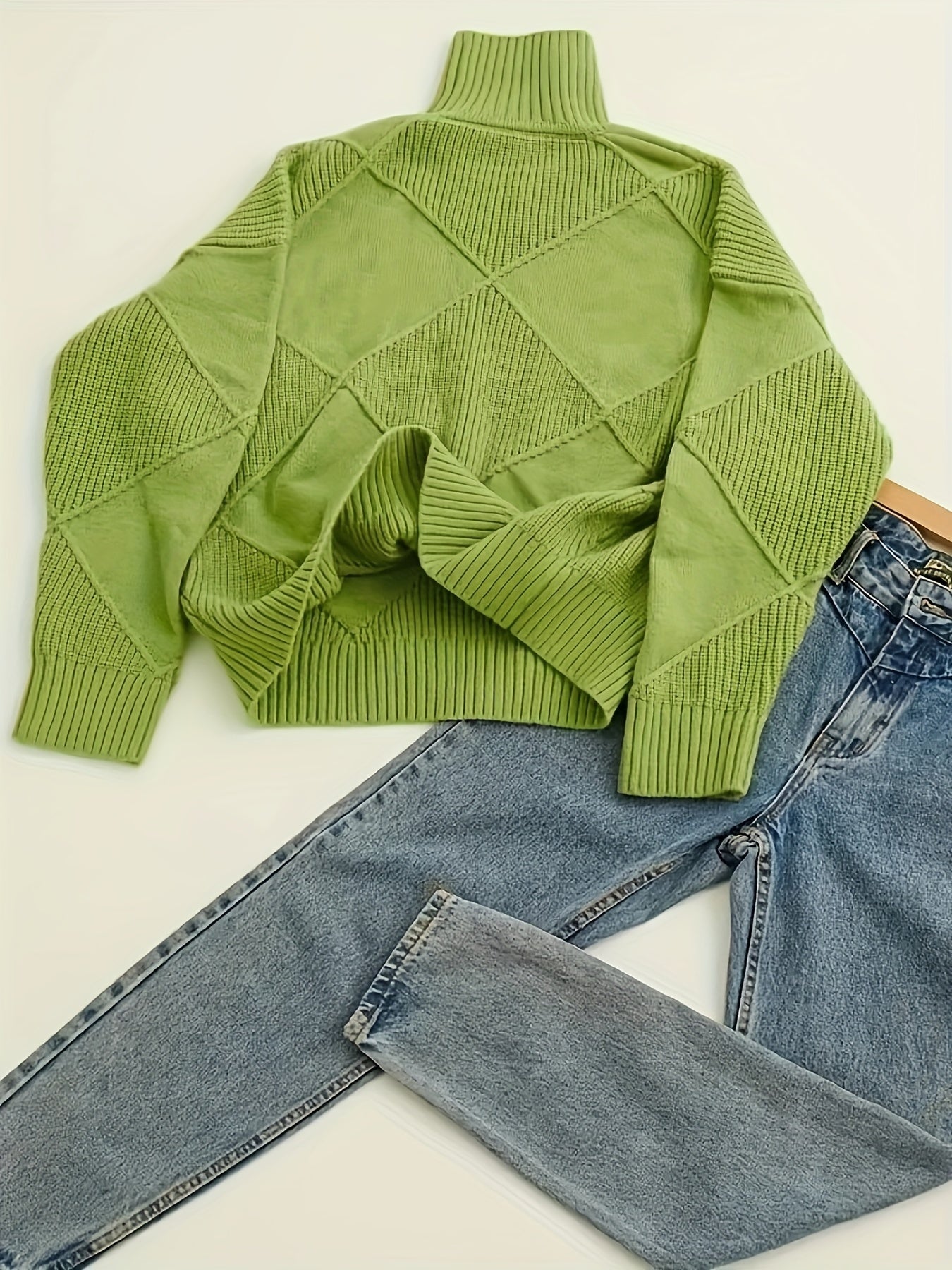 Hebe | Textured Turtleneck Sweater Green Diamond Knit for Women